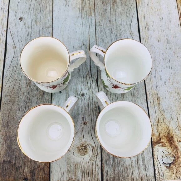 Royal Victoria ROV1 Fine Bone China Red Grapes Green Leaves Pedestal Mugs Set 4 - Picture 6 of 9